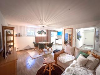 SOLIM - Stylisch - Garten - 65 qm - 2 Schlafzimmer - max 6 Pers - 8