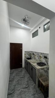Farah Nest - 1