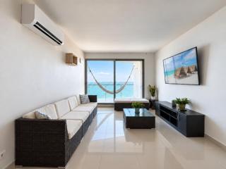 Ocean View - Pool - Jacuzzi - Fast WiFi - AC - Gym - 4