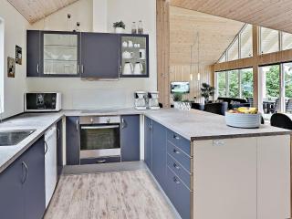 5 star holiday home in Dronningmølle - 3