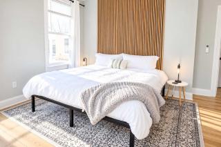 Jennifer's Spa-Like Apt King Bed Historic Broadway - 2