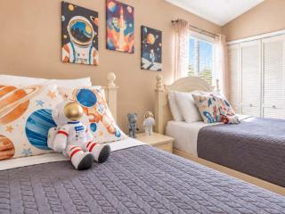 635 Seaport Blvd - 9