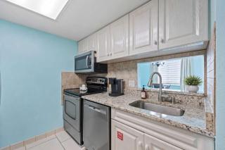 635 Seaport Blvd - 5