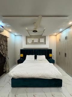 ONE BED FULL LUXURY APARTMNET FOR RENT (Daily and weekly basis) - 7