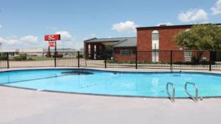 Econo Lodge Kennett - 9