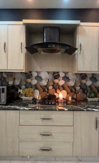ONE BED FULL LUXURY APARTMNET FOR RENT (Daily and weekly basis) - 1