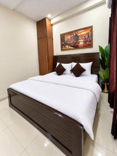 The Cozy Nest l Premium 1-Bed Apartment l E11 Sector - 9