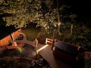 Hidden RAI - Forest Retreat,Hot Tub ,Sauna - 6