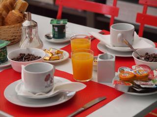 Hotel Les Vieux Acacias - Queyrac - 1