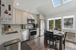 Mountain Tremblant-Ski-In-Ski-Out-Condo - 9