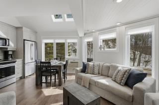 Mountain Tremblant-Ski-In-Ski-Out-Condo - 5