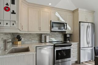 Mountain Tremblant-Ski-In-Ski-Out-Condo - 2
