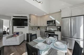Mountain Tremblant-Ski-In-Ski-Out-Condo - 1
