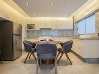 Stylish 2BR in Polanco with King Bed and Workspace - 9