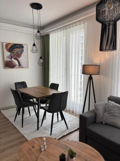 Cozy Nest Apartment - 0