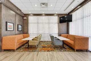 Hampton Inn by Hilton Detroit Dearborn, MI - 7