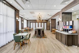 Hampton Inn by Hilton Detroit Dearborn, MI - 3