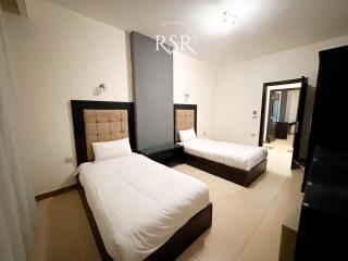 Spacious 02 BR apartment with 02 bathrooms - 3