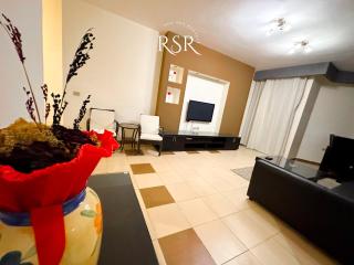Spacious 02 BR apartment with 02 bathrooms - 1