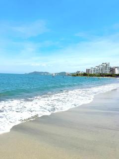 Exclusivo apartasuite con terraza y vista al mar - Pool, Gym & Jacuzzi - 4