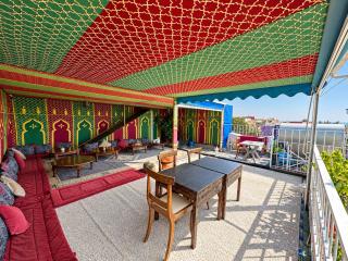 Dinosaur Anza Surf House - 2