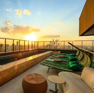 New, modern & refined in the city's best street - 3