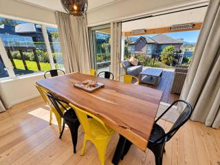 50 St James Avenue - 2