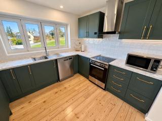 50 St James Avenue - 1