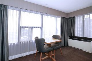 Sandman Signature Calgary Downtown Hotel - 2