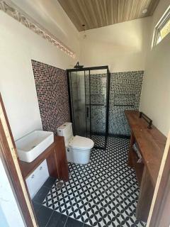 Sunny New Pool House Private Pool Cozy Loft - 8