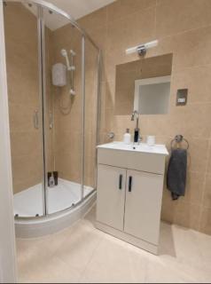 Bradford NEW Studio Apartment in City Centre - 1