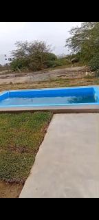 Casa amplia con Piscina y estacionamiento - 1