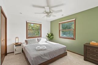 The Hemlock/Hot Tub/Golf/Private Yard - Spring Green - 4