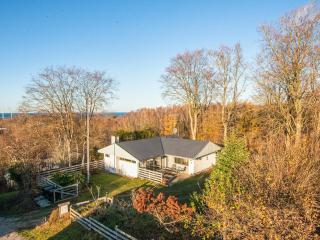 6 person holiday home in Glesborg - 1