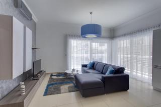 Luxury Apartment in Fort Cambridge with Pool - 4