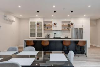 1387 SQFT APT with rooftop terrace-Plaza St-Hubert - 1