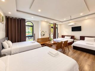 Lam Stay Grand World Phu Quoc - 8