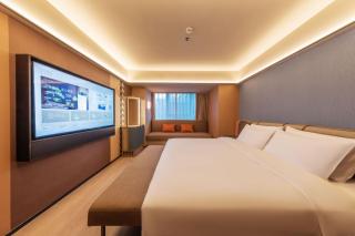Orange Hotel Wuhan Wuchang Zhongnan Road - 1