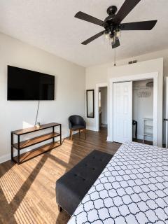 Renovated 4BR Home Near Downtown Indianapolis - 9