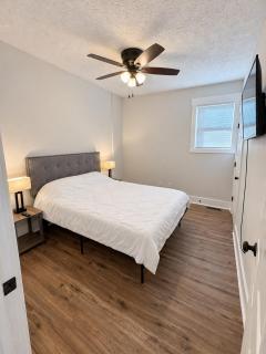 Renovated 4BR Home Near Downtown Indianapolis - 2