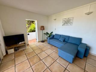 Panoramic Sea View 2 Bedroom Apartment & Terrace - 0