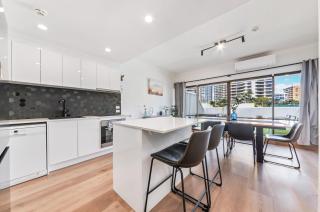 Heart of Surfers | Ocean Views | Pool | BBQ - 9