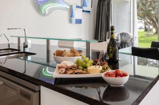The Marina Suite - 2