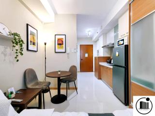 Citispace 1BR Condotel Suite at Sunshine100 City Plaza #SS01A - 3