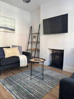 Barber House - Cosy Stylish 2 bed - Sleeps… - 3