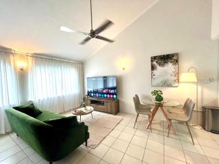 Reef Gateway Apartments - 0