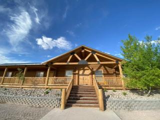 Thousand Lake Lodge Cabin 7 Sleeps 6 - 3