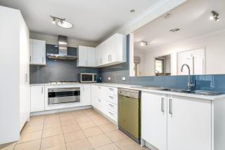 4BR 2BA House Nestled in a Quiet Spot in Dickson - 8
