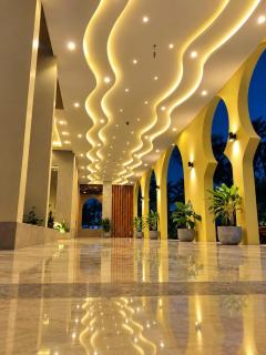 Olas Beach Resort - 1