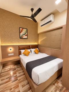 Nestlay Hotel Ambattur - 6